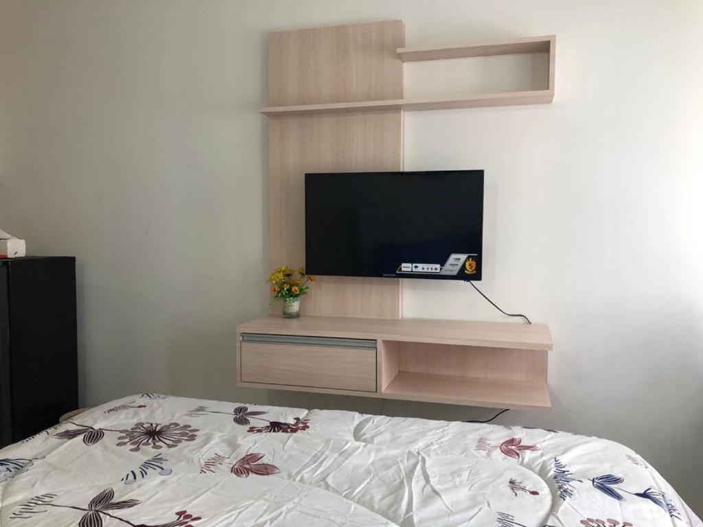 Apartment Grand Sentraland Karawang Manage By Laguna Room Екстериор снимка