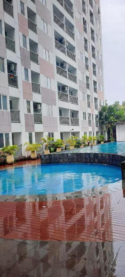 Apartment Grand Sentraland Karawang Manage By Laguna Room Екстериор снимка